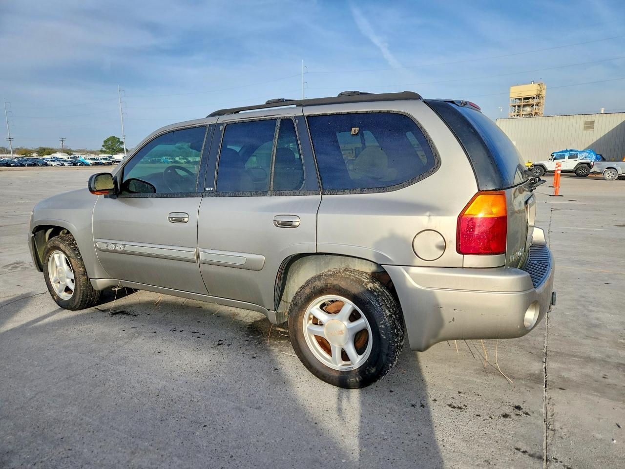 2003 GMC Envoy - Фото 2