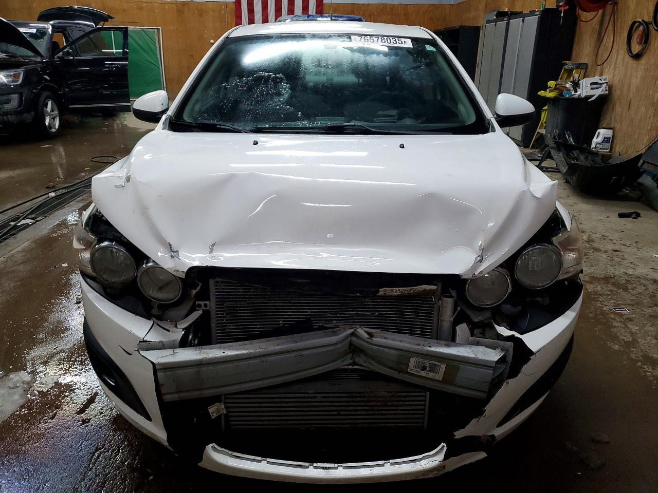 2014 Chevrolet Sonic Lt - Image 5