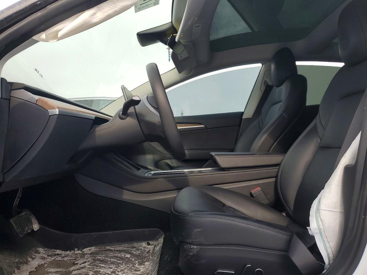 2022 Tesla Model 3 - Фото 7