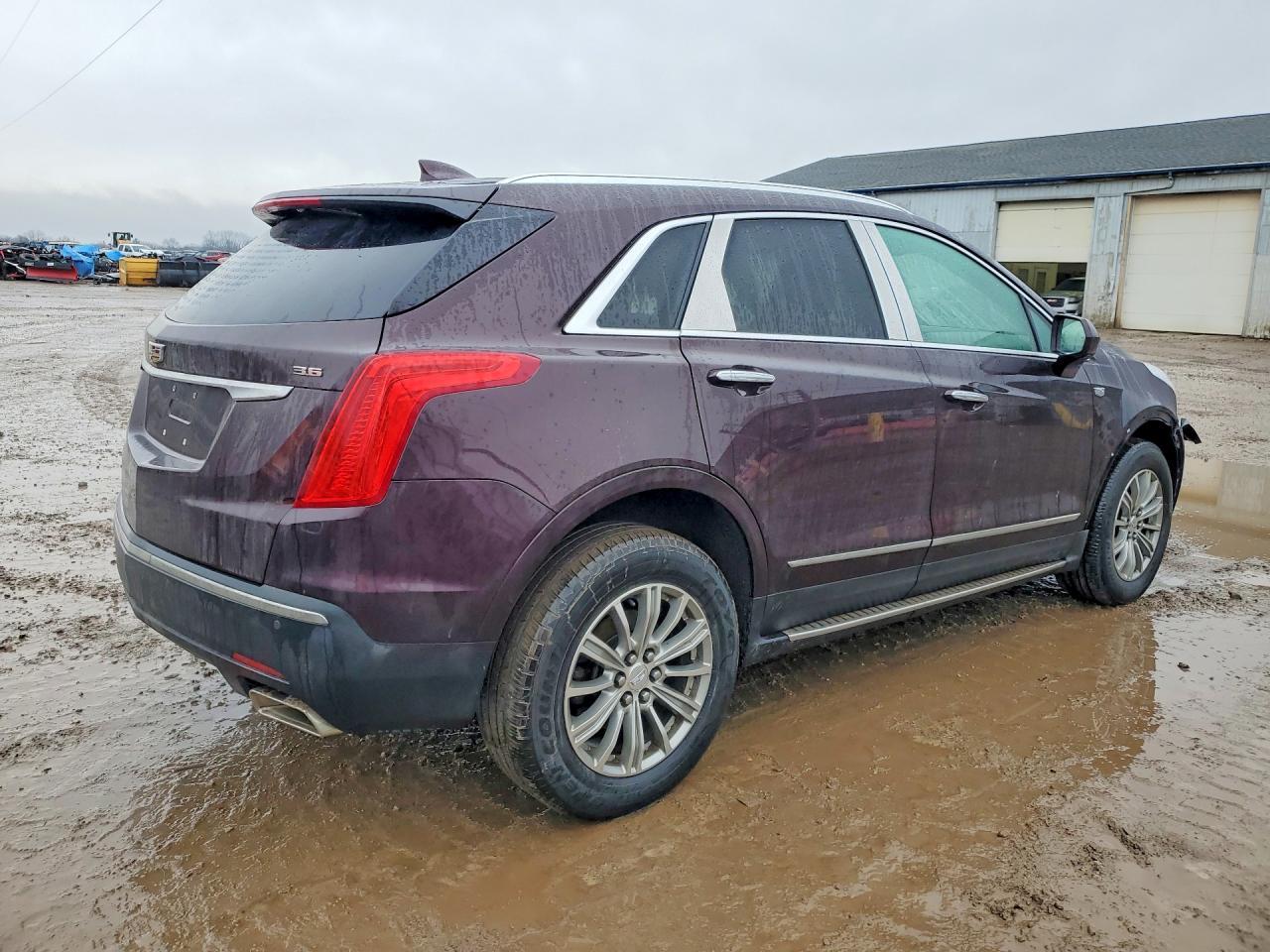 2017 Cadillac Xt5 Luxury - Фото 3