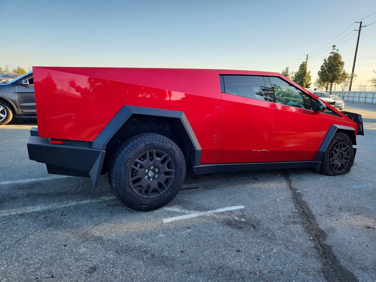 2025 Tesla Cybertruck - Image 3