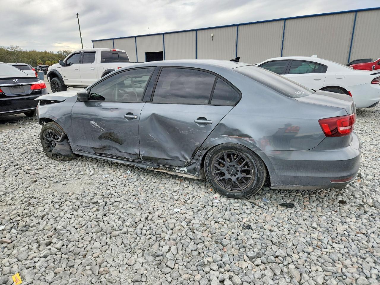2016 Volkswagen Jetta S - Image 2