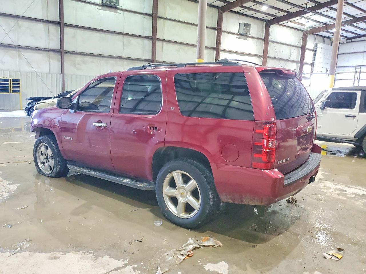 2010 Chevrolet Tahoe K1500 Lt - Фото 2
