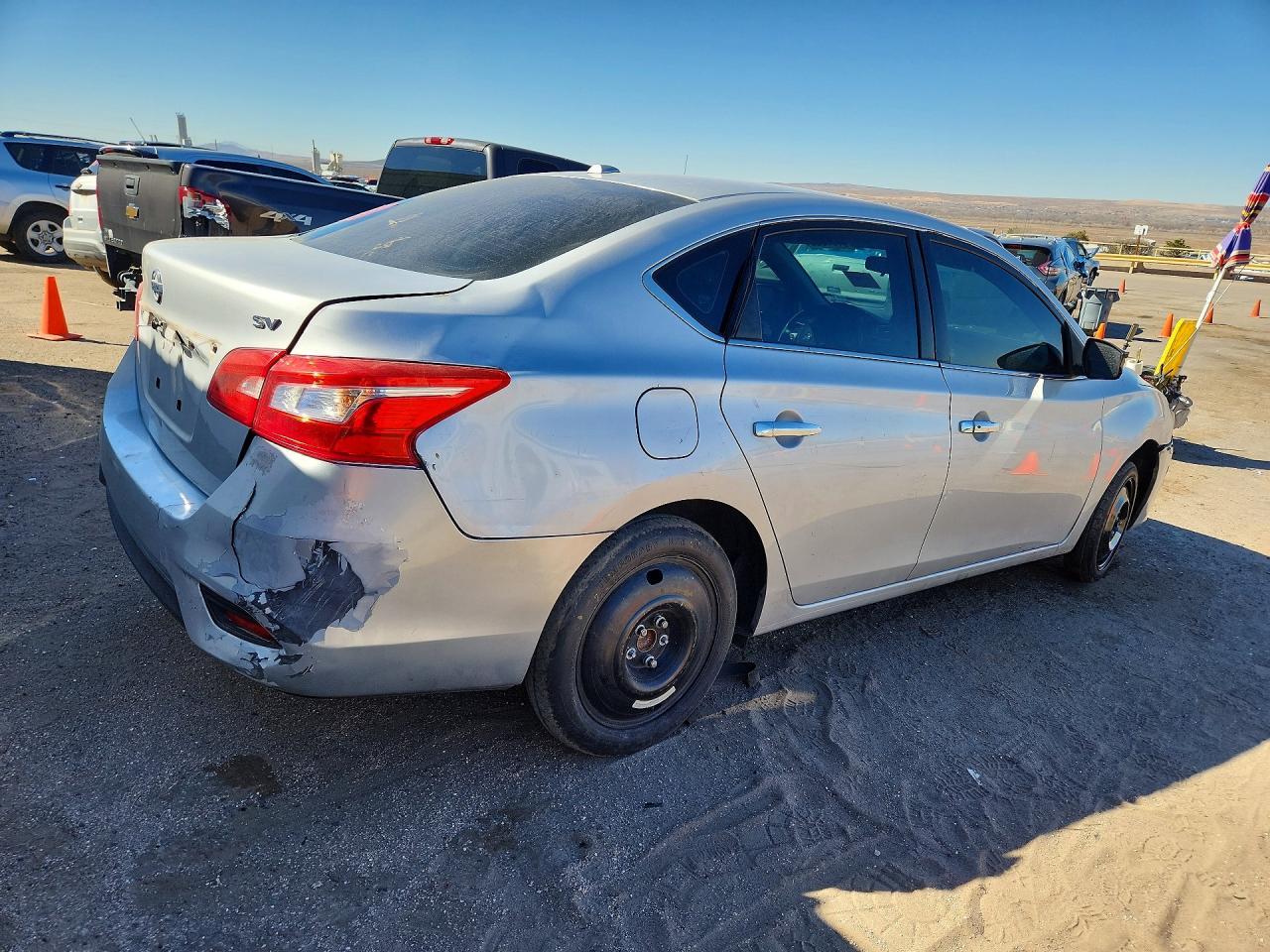 2019 Nissan Sentra S - Фото 3