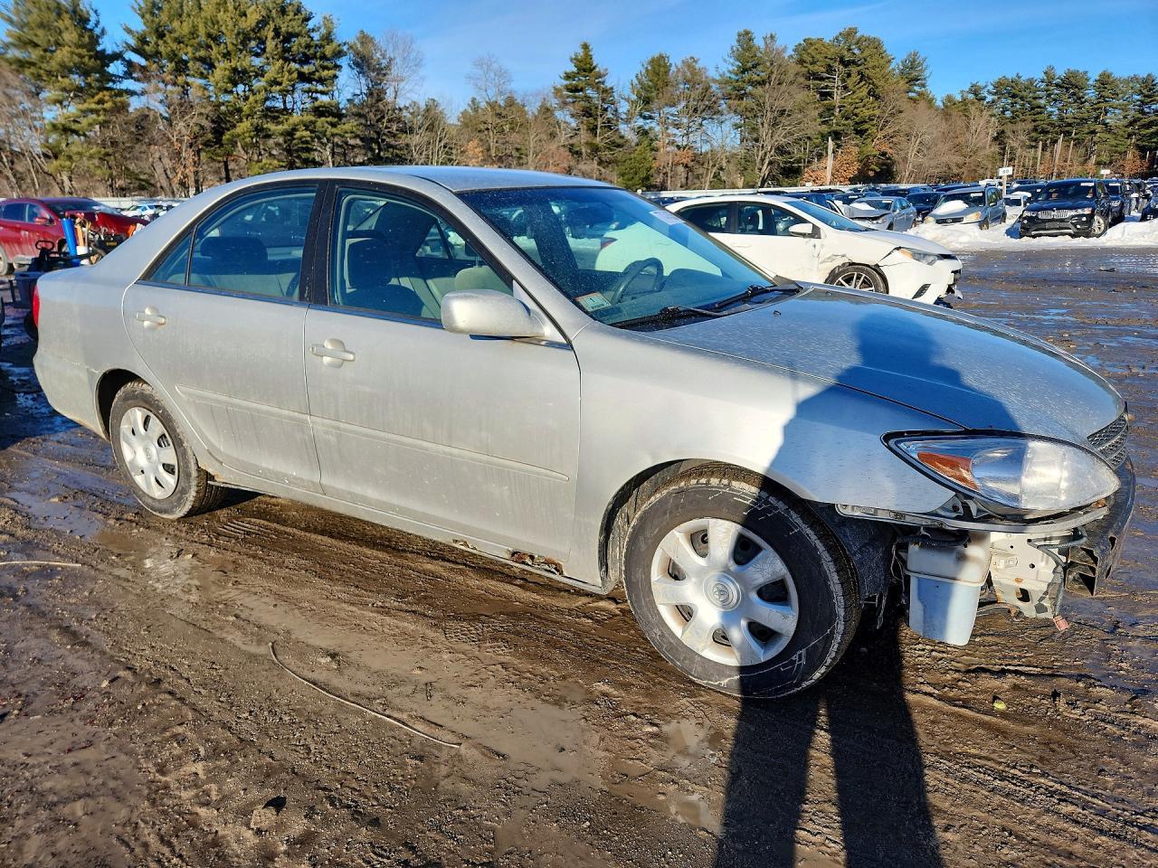 2002 Toyota Camry Le - Фото 4