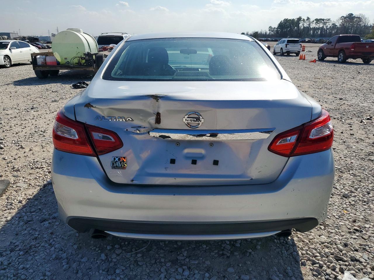 2016 Nissan Altima 2.5 S - Image 6