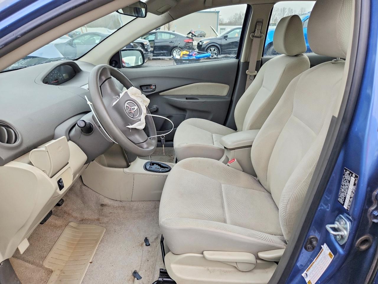 2009 Toyota Yaris - Image 7