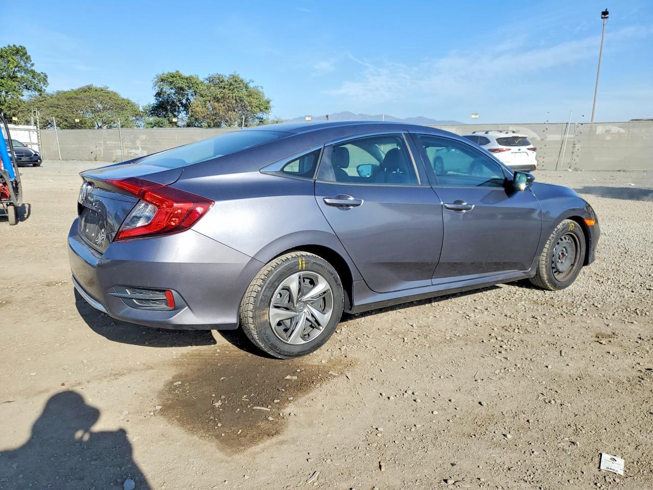 2020 Honda Civic Lx - Фото 3