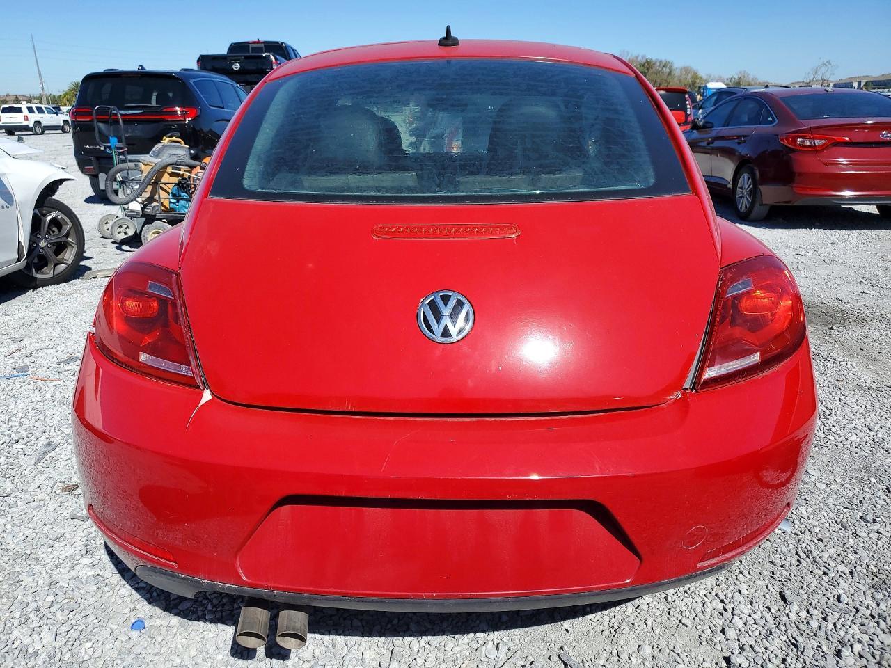 2015 Volkswagen Beetle 1.8T - Image 6