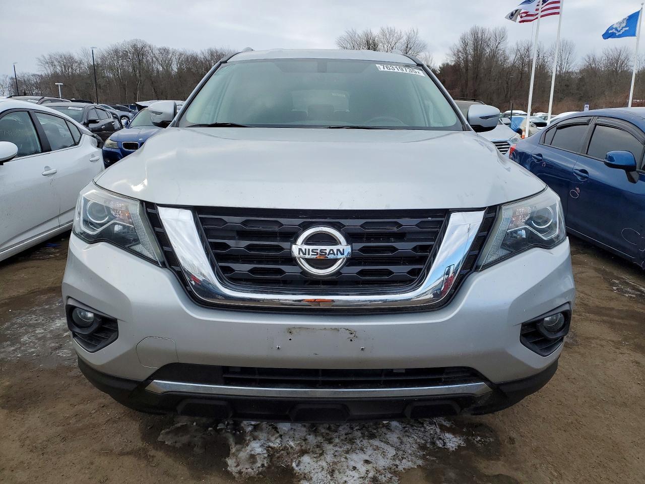 2019 Nissan Pathfinder S - Image 5