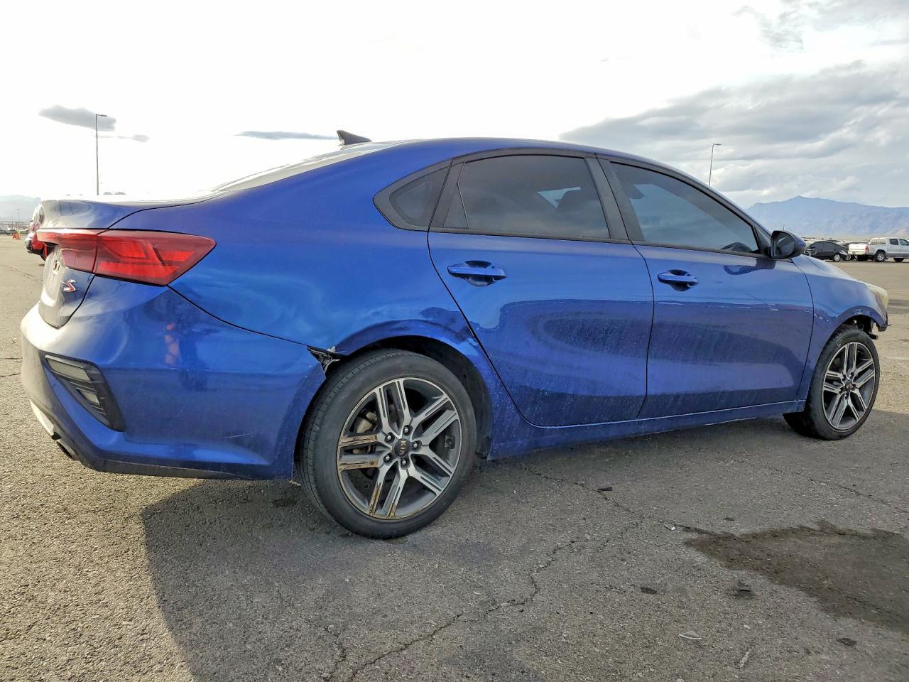 2019 Kia Forte Gt Line - Фото 3