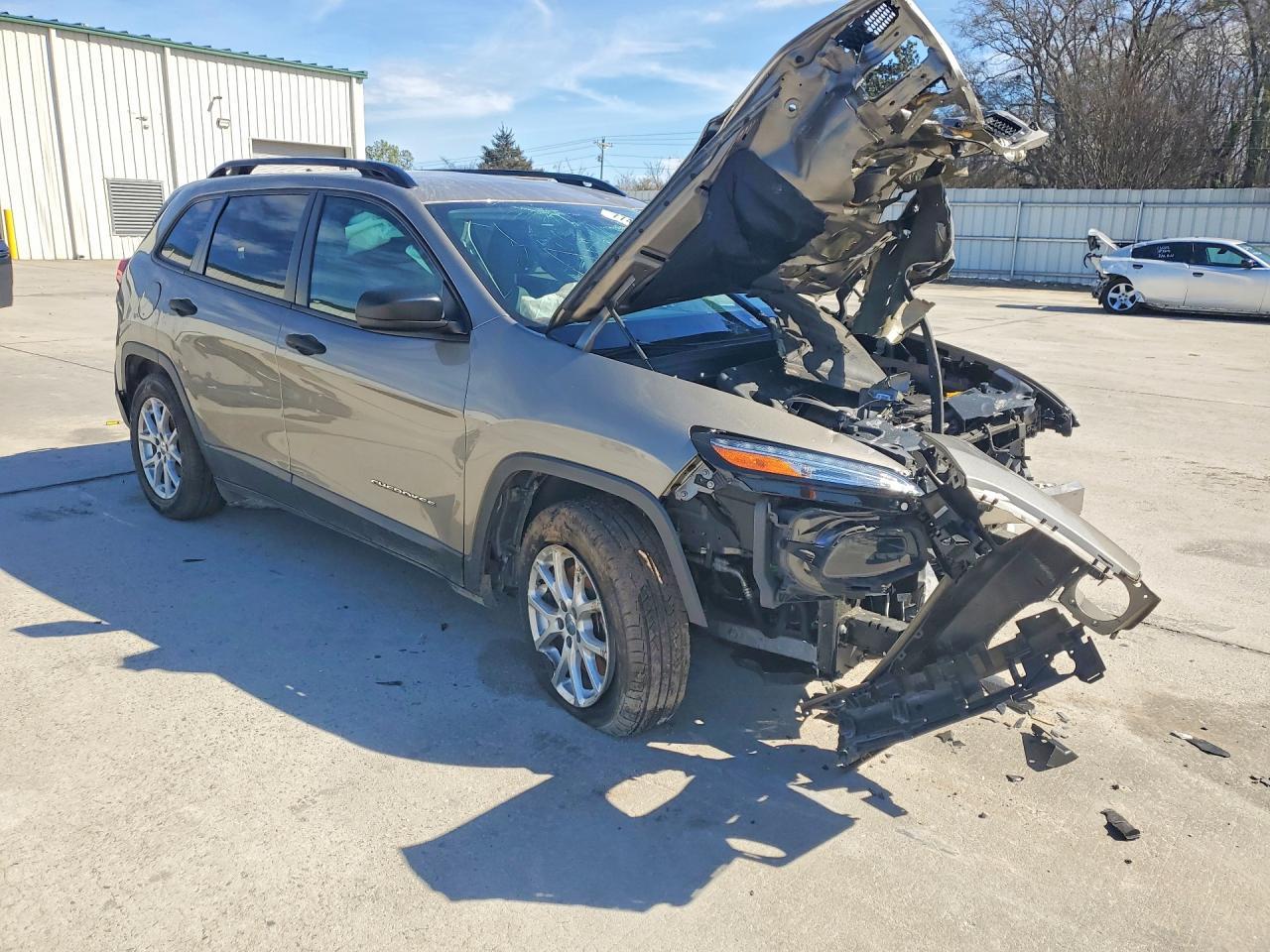 2017 Jeep Cherokee Sport - Фото 4