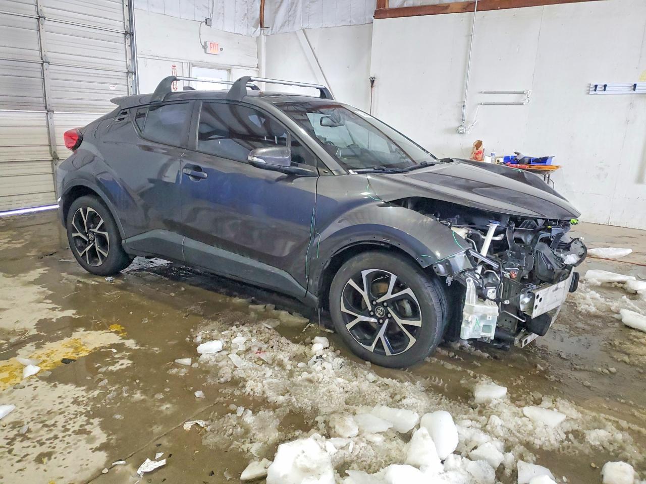 2019 Toyota C-Hr Xle - Image 4