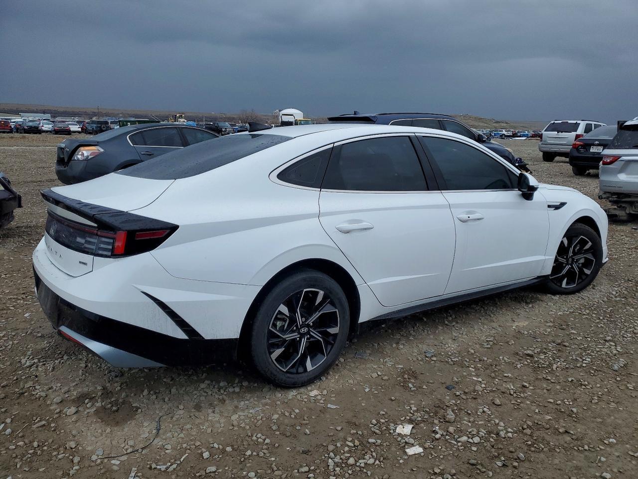 2024 Hyundai Sonata Sel - Image 3