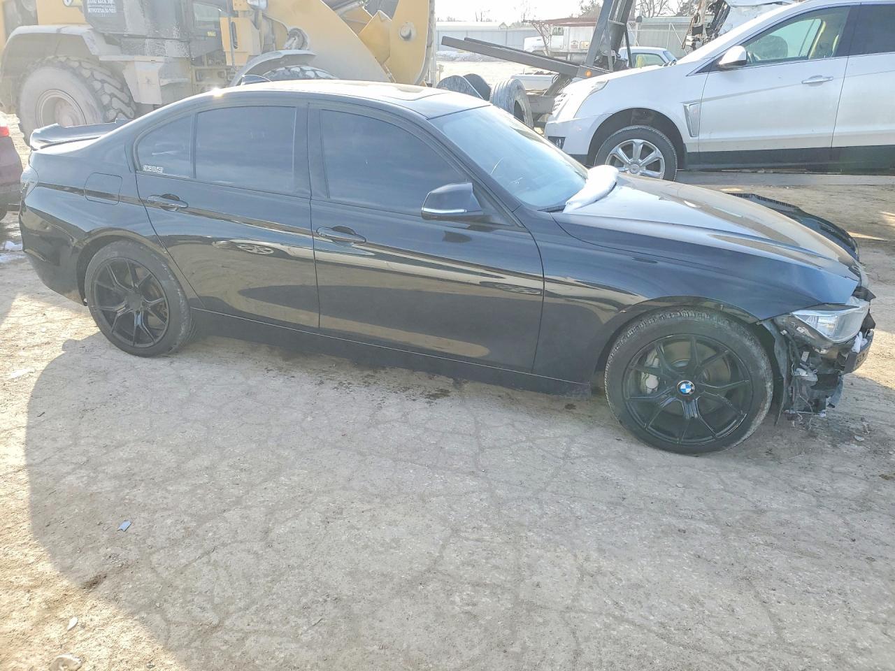 2013 BMW 335 Xi - Фото 4