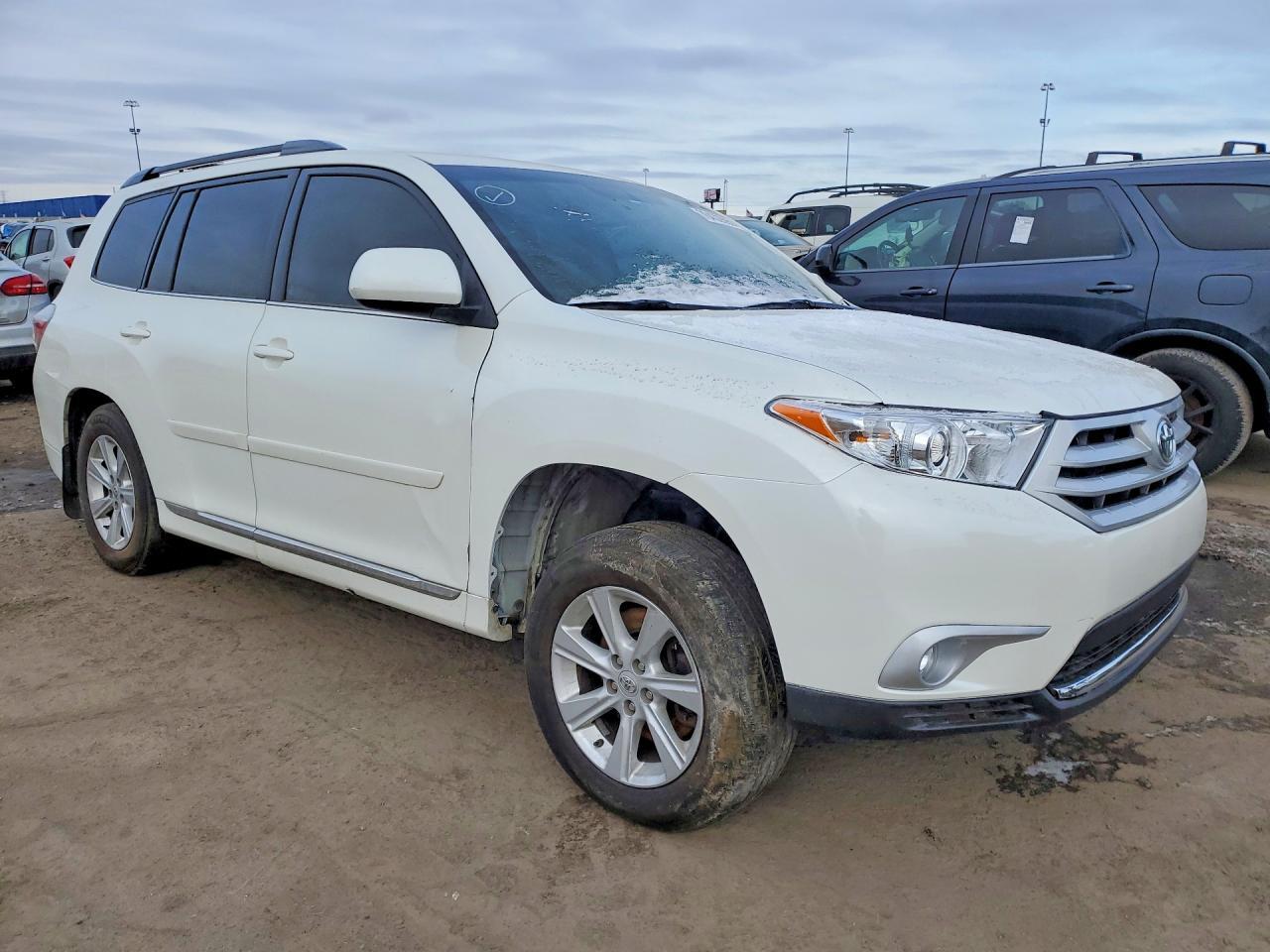 2013 Toyota Highlander Hybrid Base - Фото 4