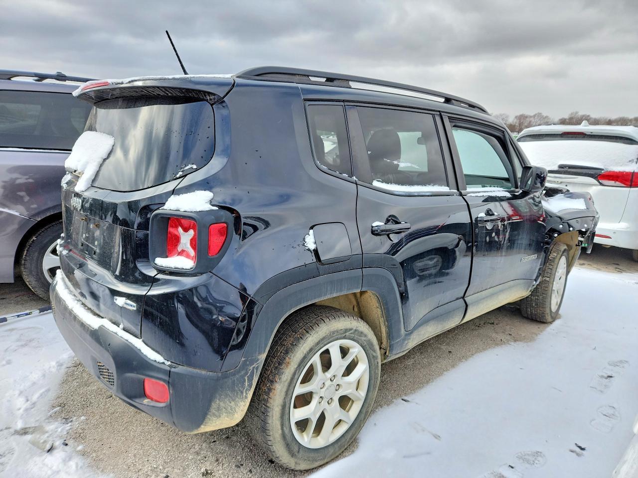 2017 Jeep Renegade Latitude - Фото 3