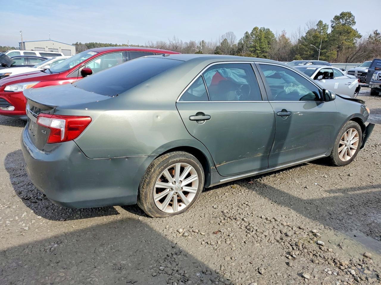 2013 Toyt Camry Se Xle - Image 3