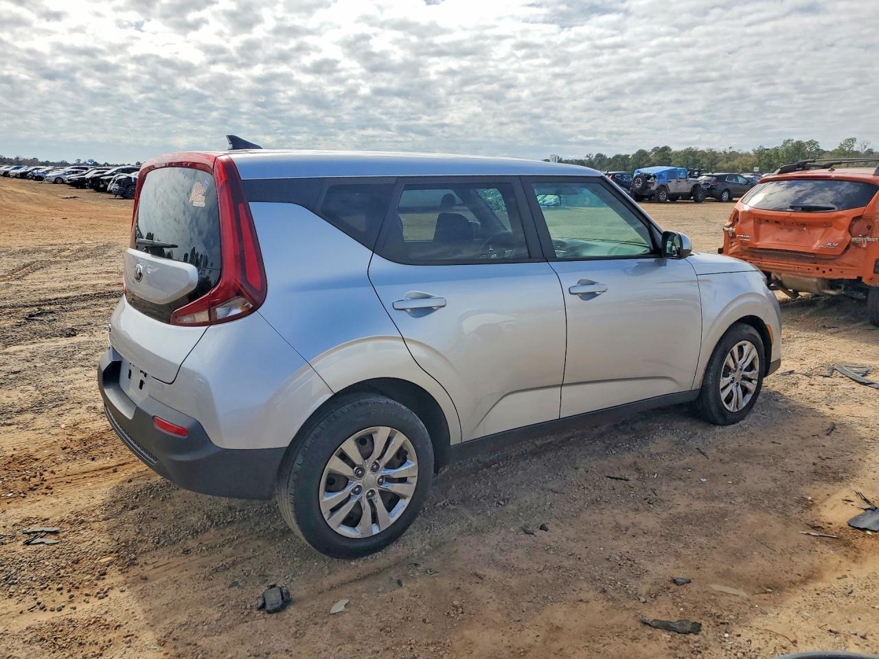 2020 Kia Soul Lx - Image 3