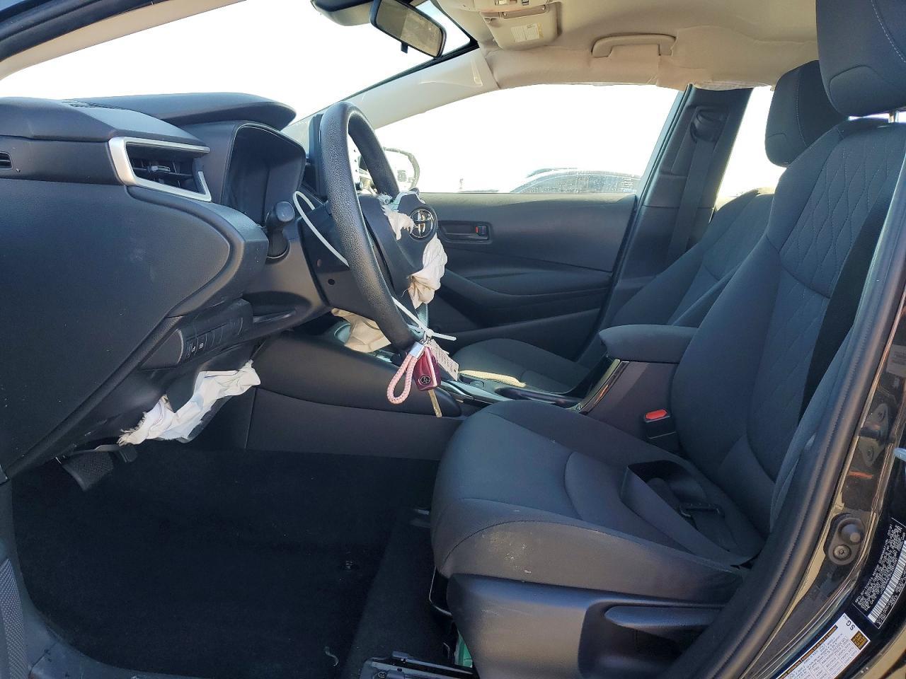 2022 Toyota Corolla Le - Фото 7