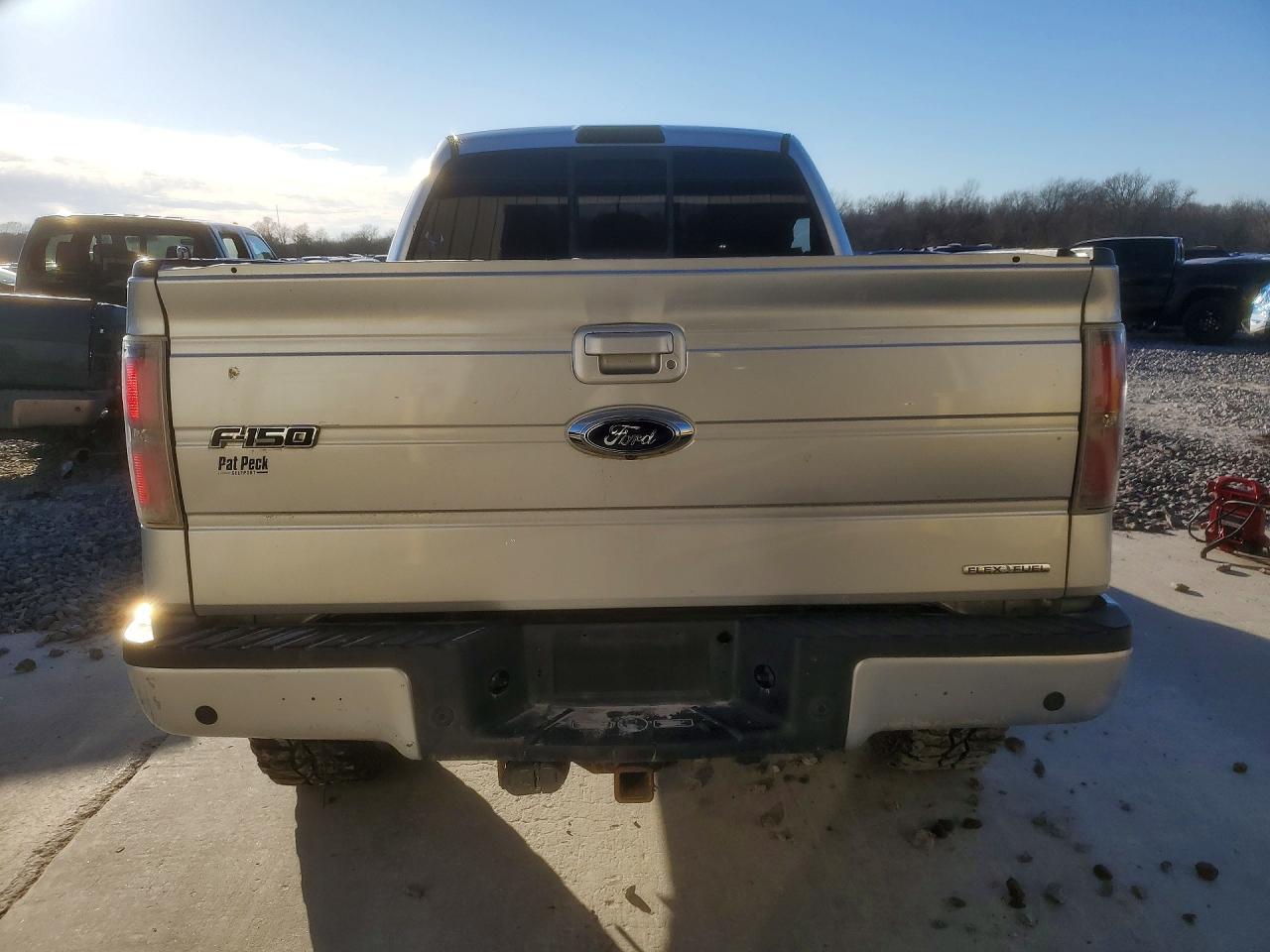 2012 Ford F150 Super Cab - Image 6