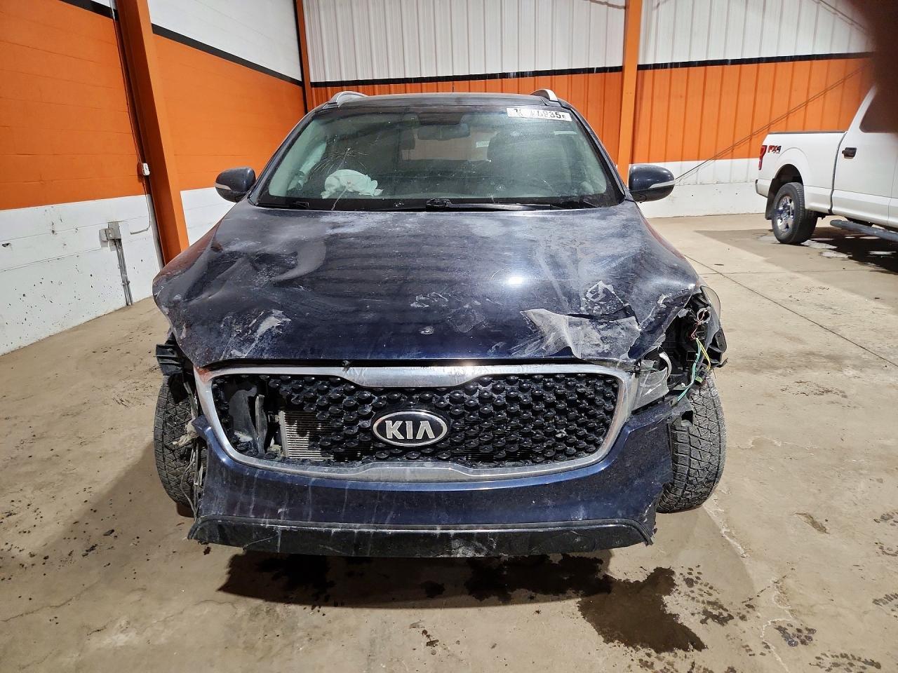 2016 Kia Sorento Ex - Image 5