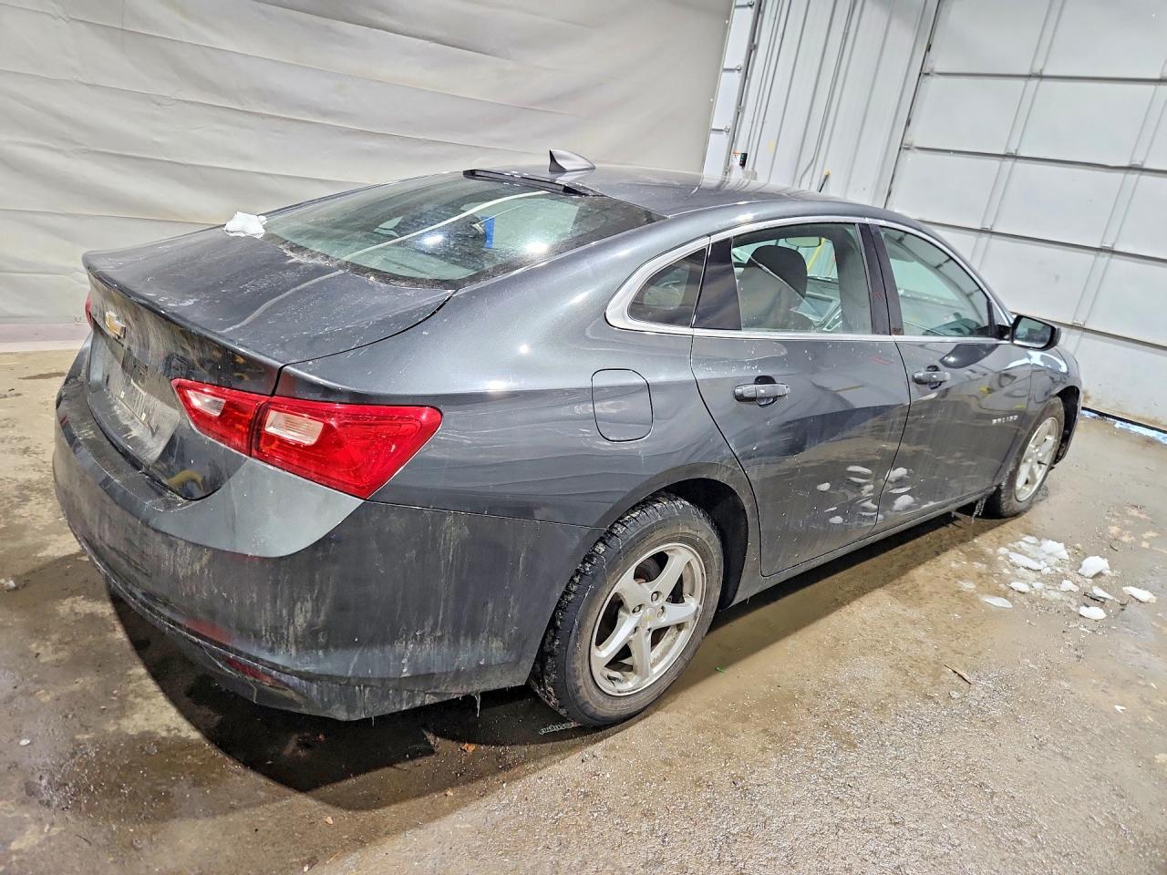 2017 Chevrolet Malibu Ls - Фото 3
