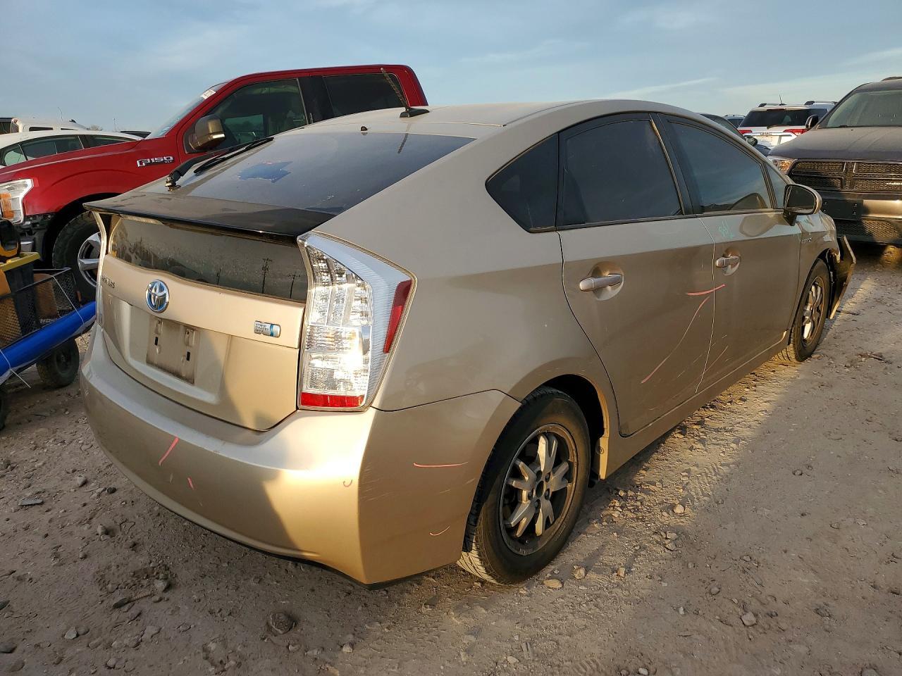 2010 Toyota Prius - Image 3