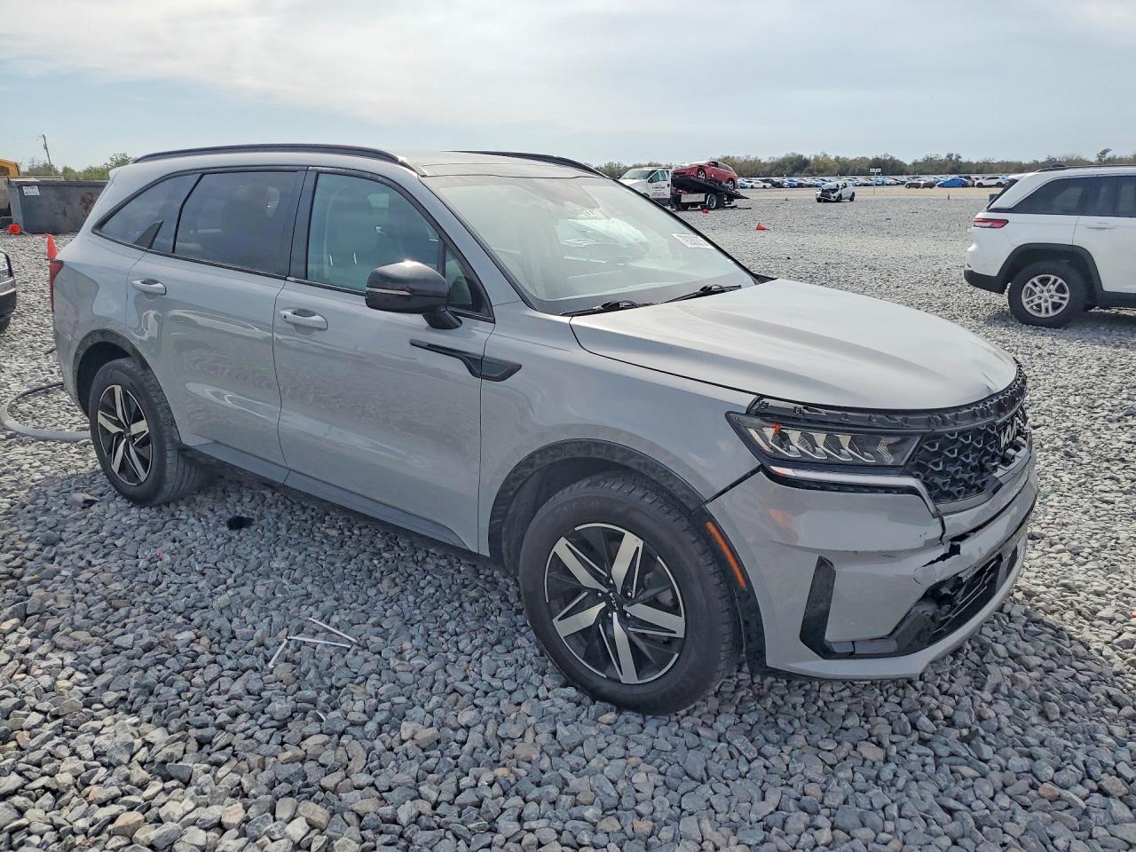 2022 Kia Sorento Ex - Image 4