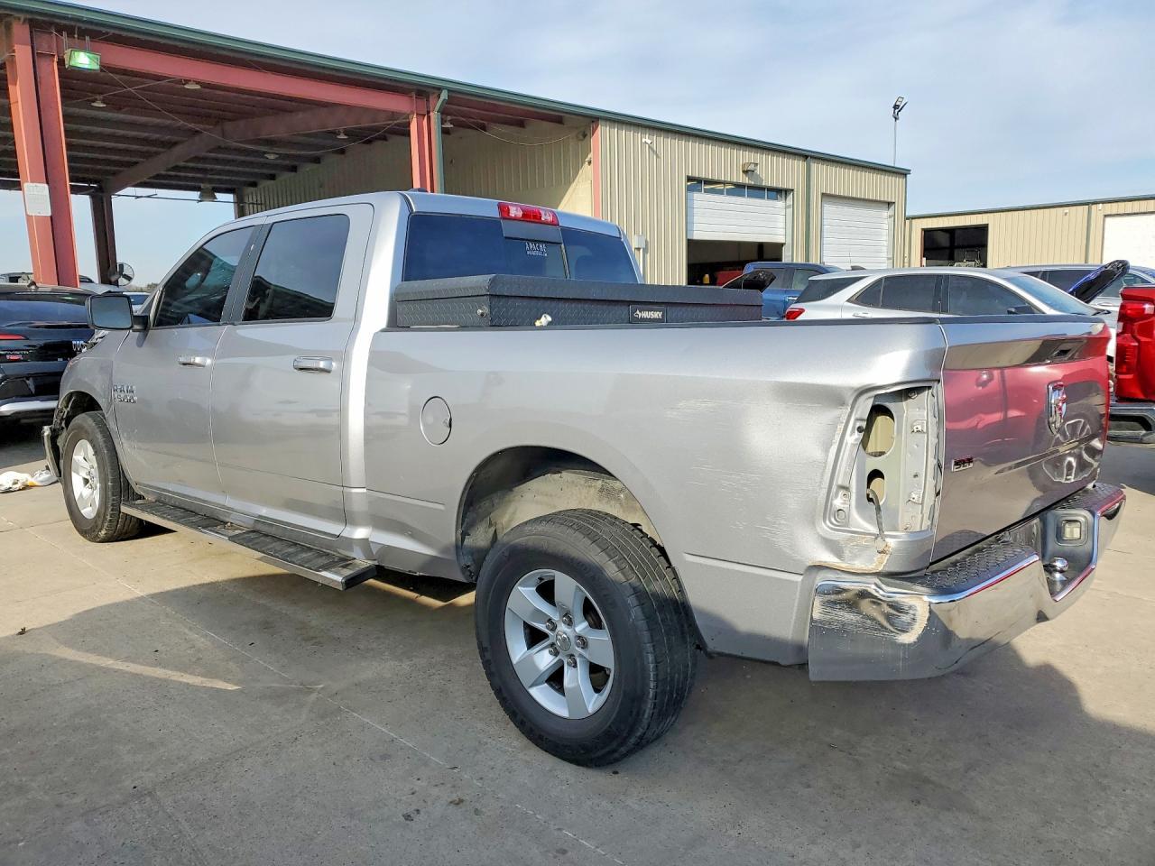 2019 Ram 1500 Classic Slt - Фото 2