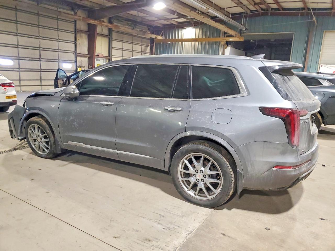 2021 Cadillac Xt6 Premium Luxury - Фото 2