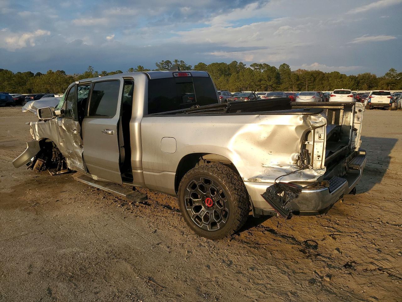 2019 Ram 1500 Big Horn - Фото 2