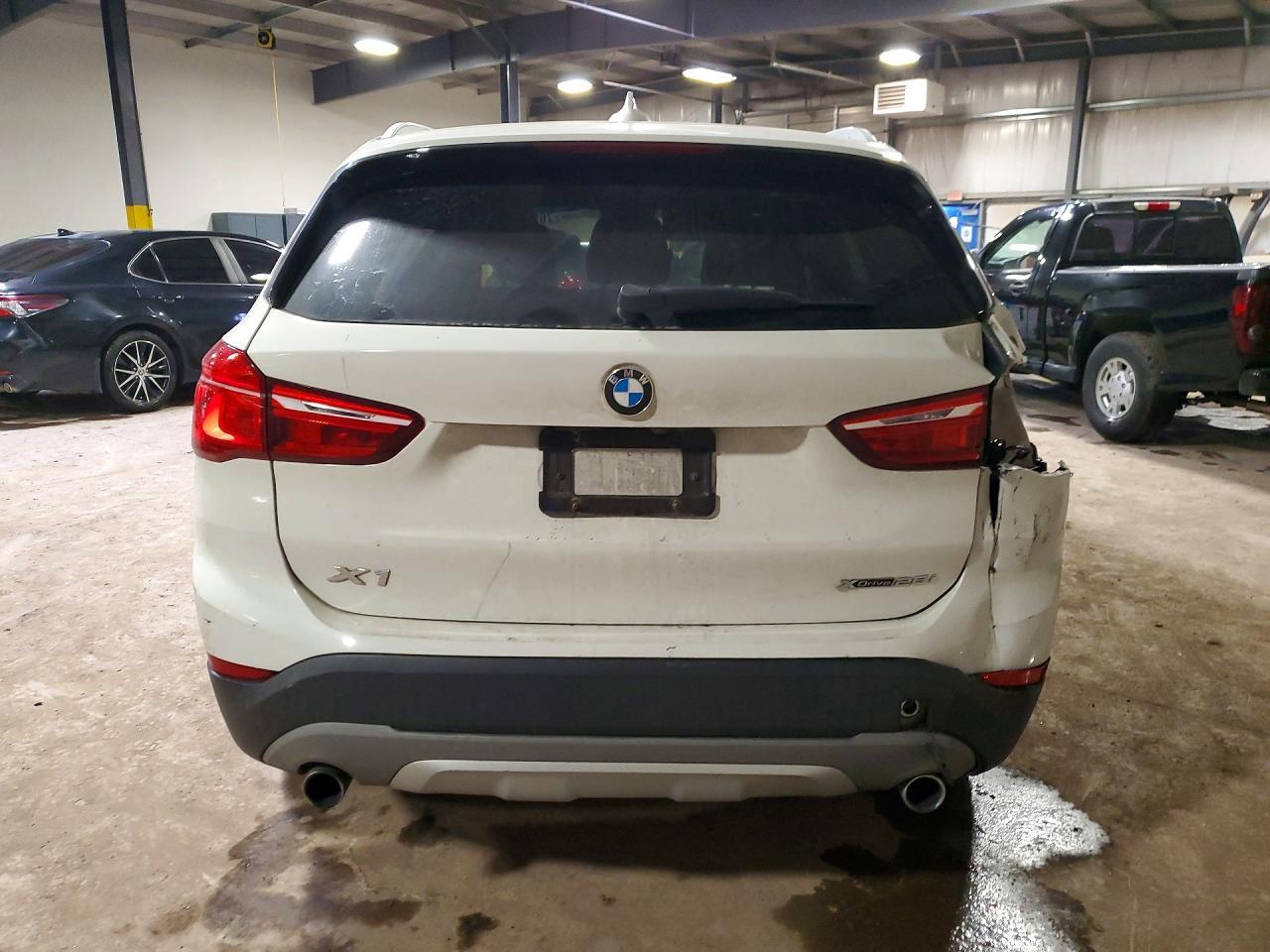 2018 BMW X1 xDrive28I - Фото 6