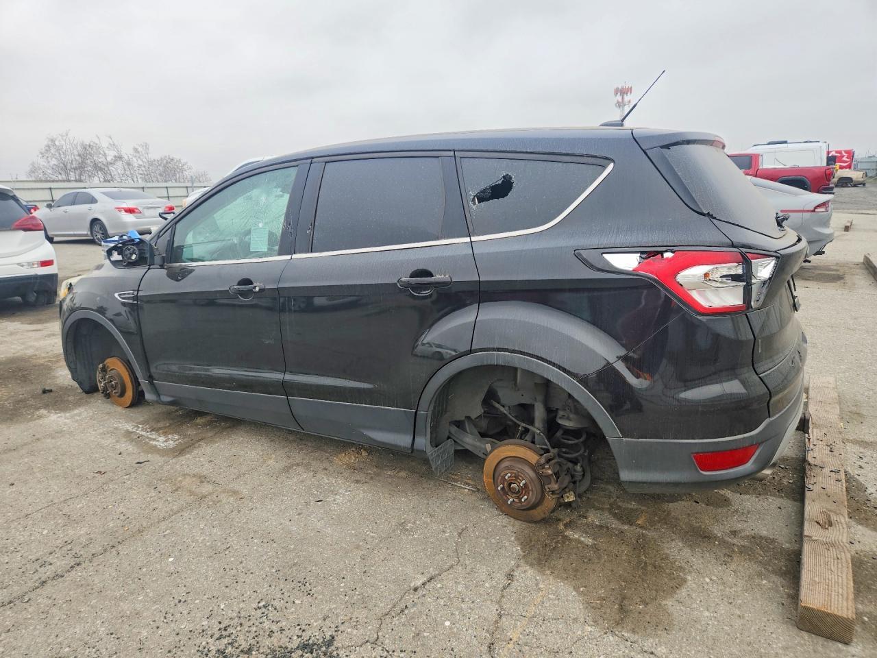 2017 Ford Escape Se - Image 2