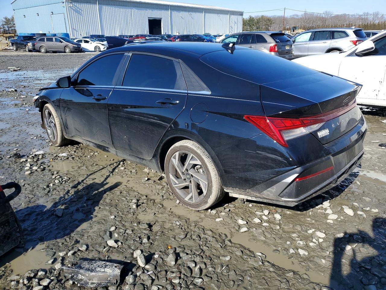 2025 Hyundai Elantra Limited - Image 2