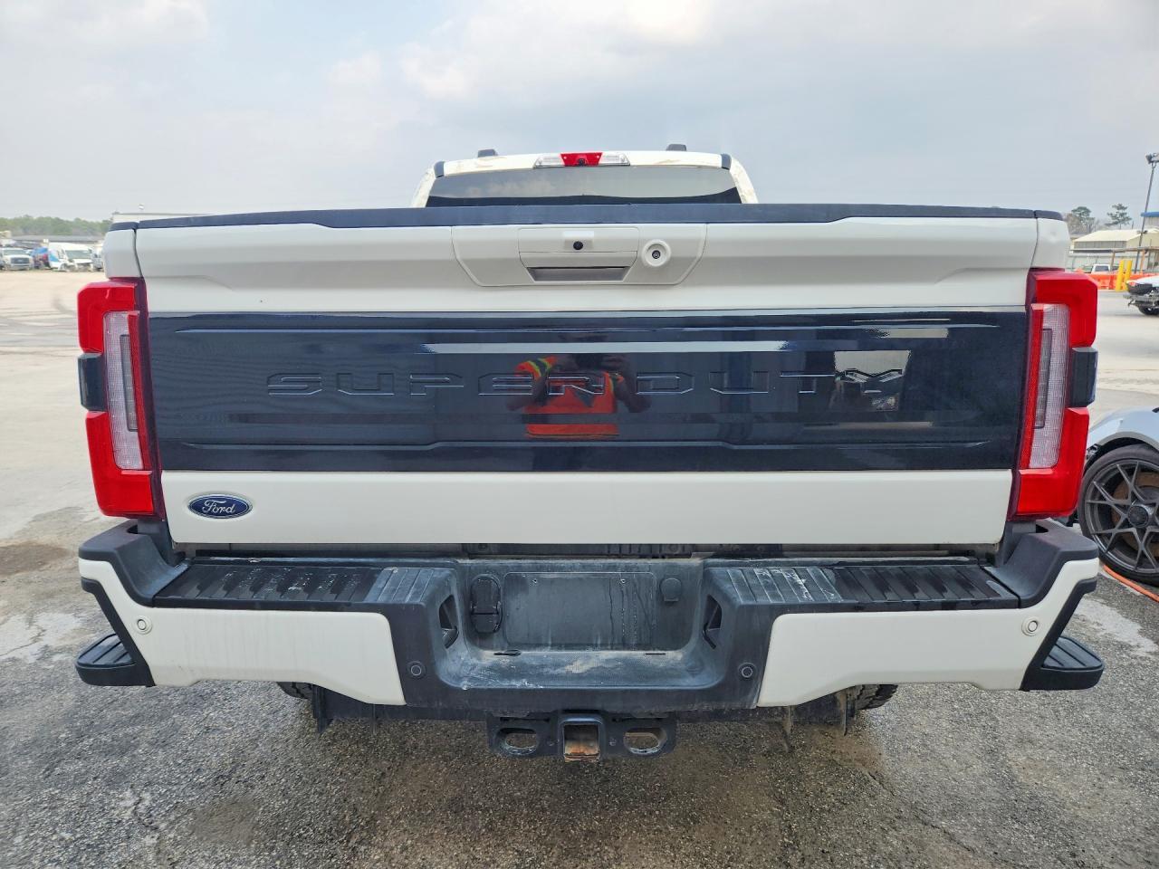 2025 Ford F250 Super Duty - Фото 6