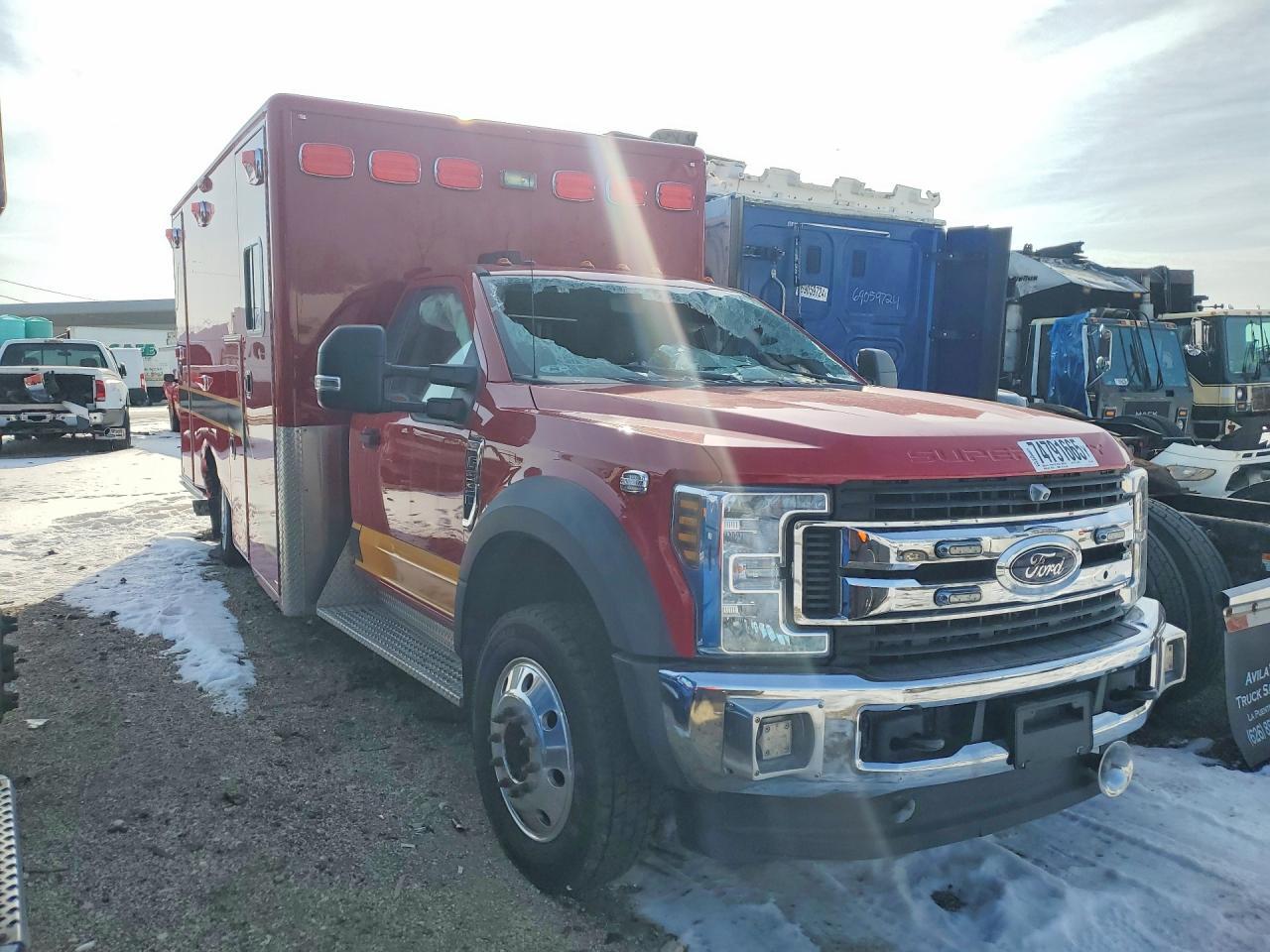 2019 Ford F550 - Image 4