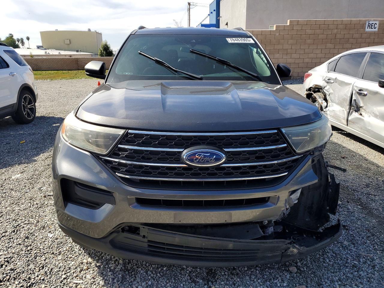 2020 Ford Explorer Xlt - Фото 5