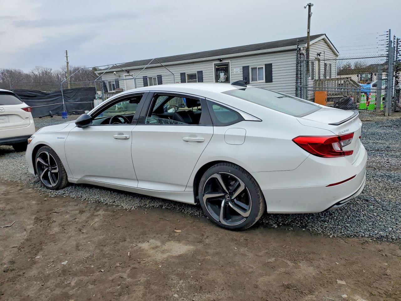 2022 Honda Accord Hybrid Sport - Фото 2