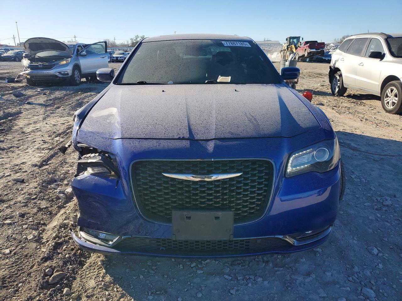 2020 Chrysler 300 S - Фото 5