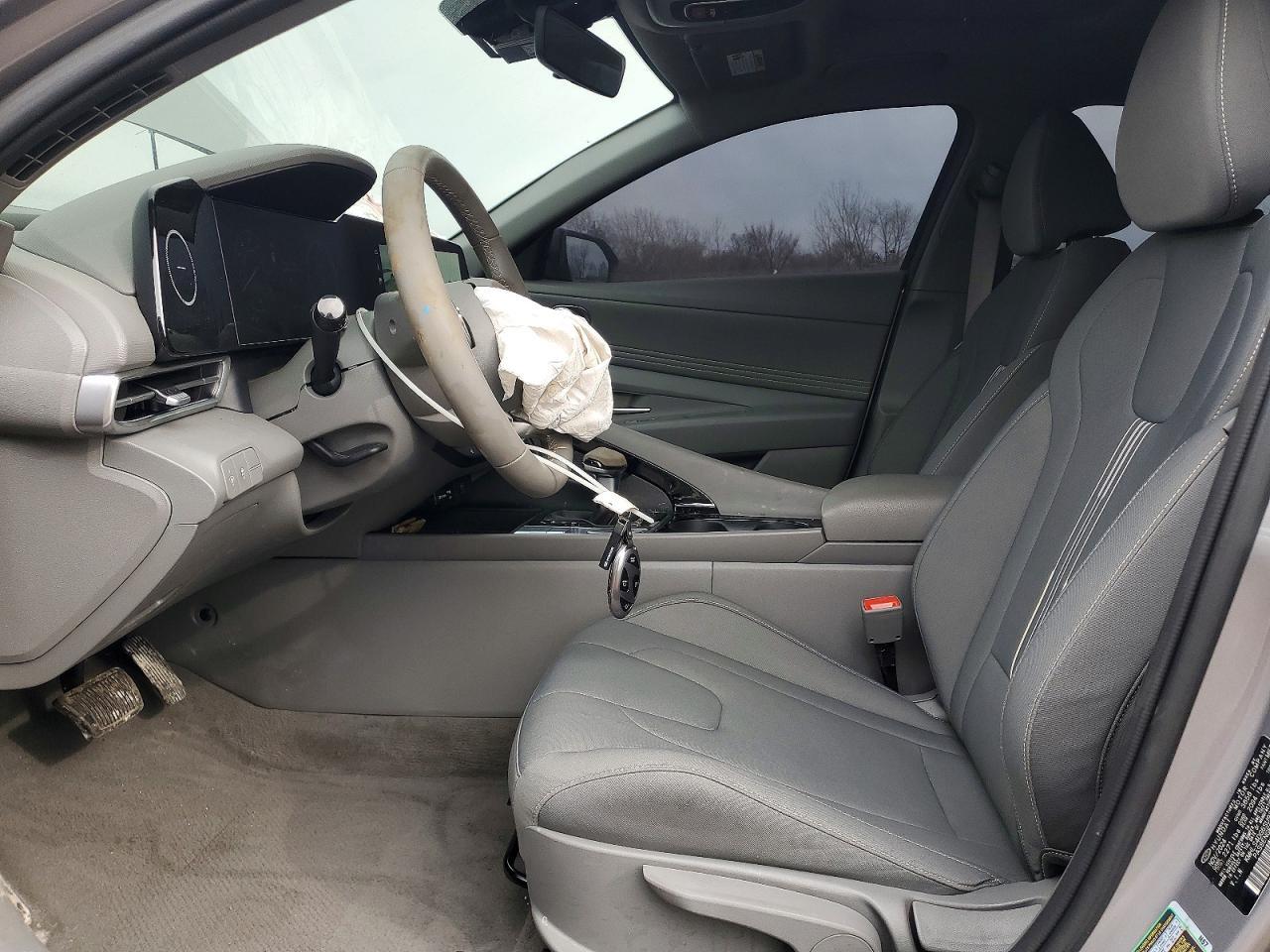 2025 Hyundai Elantra Sel - Фото 7