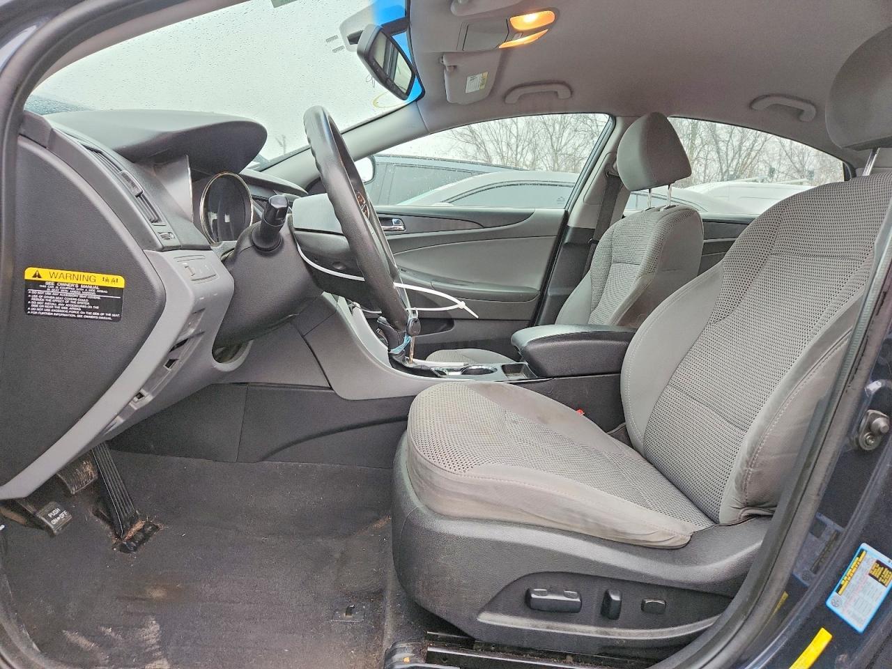 2012 Hyundai Sonata Gls - Image 7