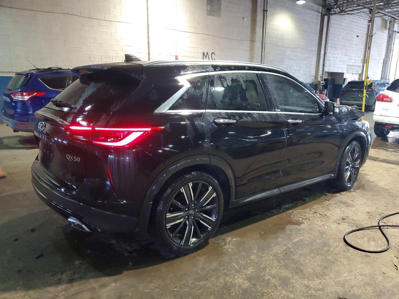 2021 Infiniti Qx50 Luxe - Image 3