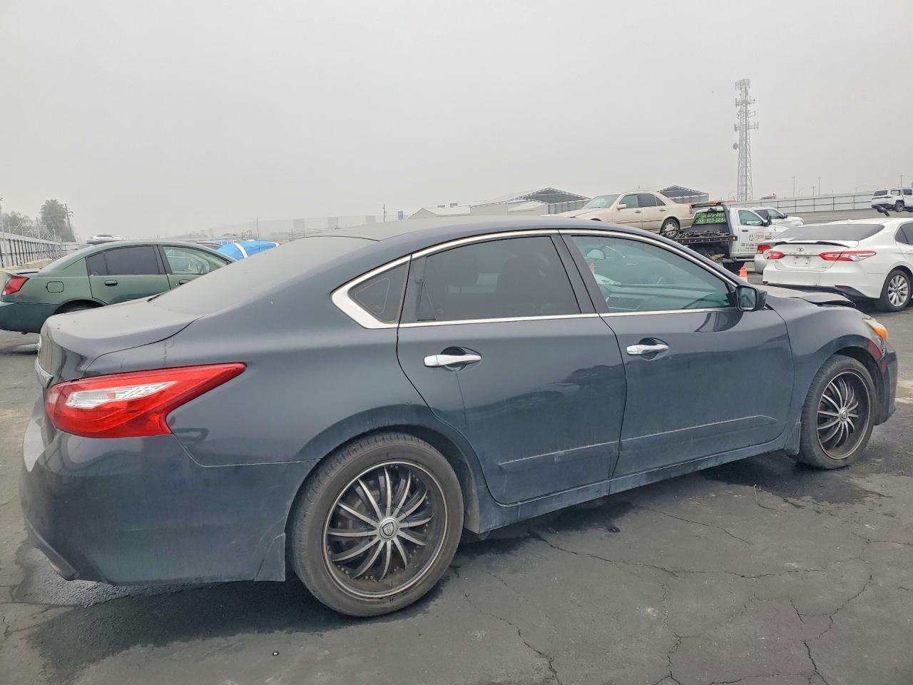 2017 Nissan Altima 2.5 S - Image 3