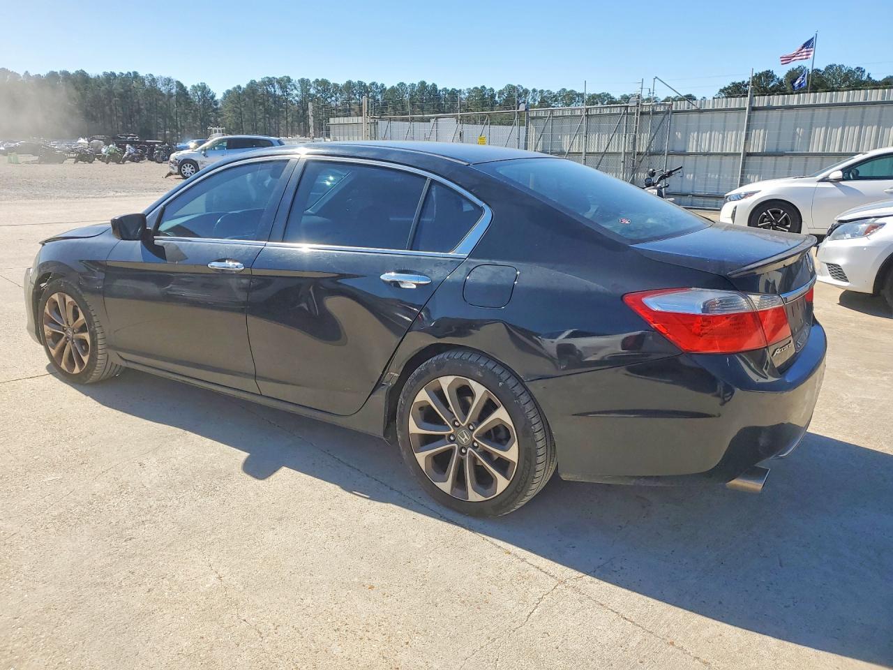 2013 Honda Accord Sport - Фото 2