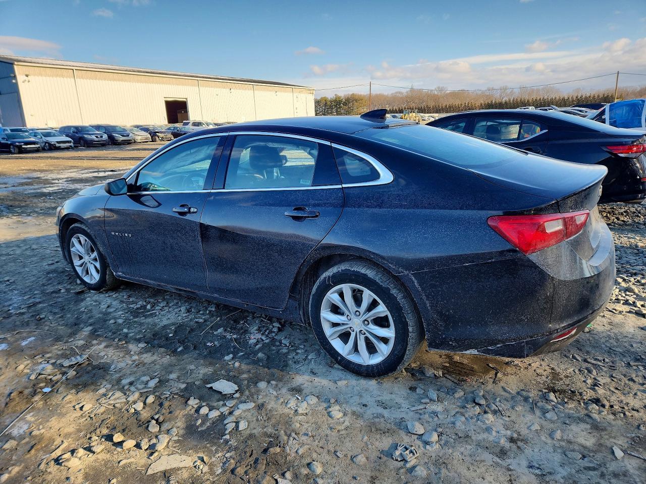 2023 Chevrolet Malibu Lt - Фото 2
