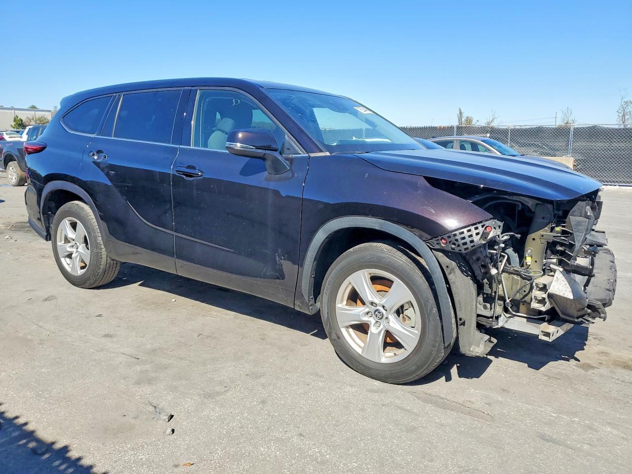 2021 Toyota Highlander L - Фото 4