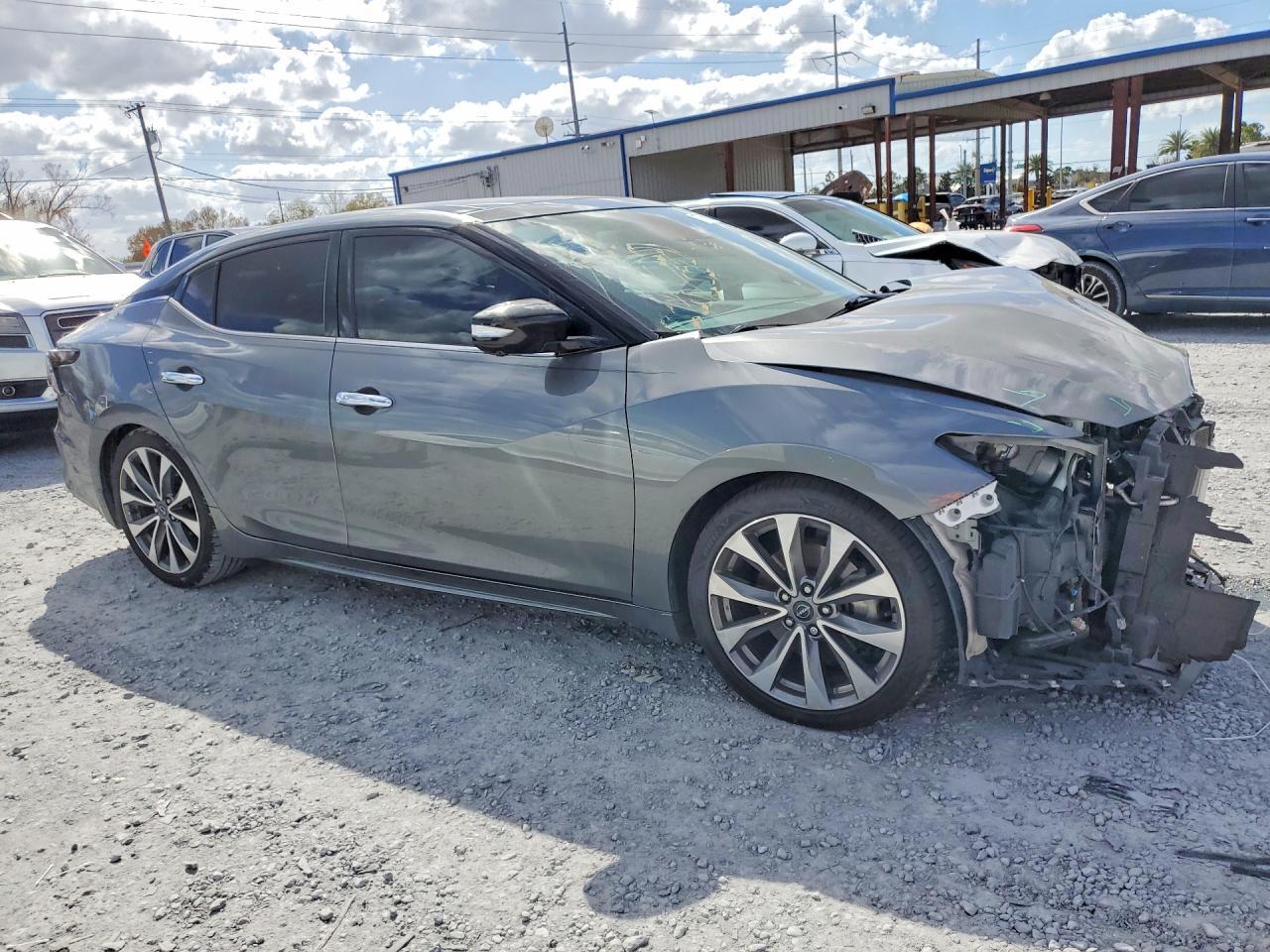 2023 Niss Maxima 3.5 Platinum - Image 4