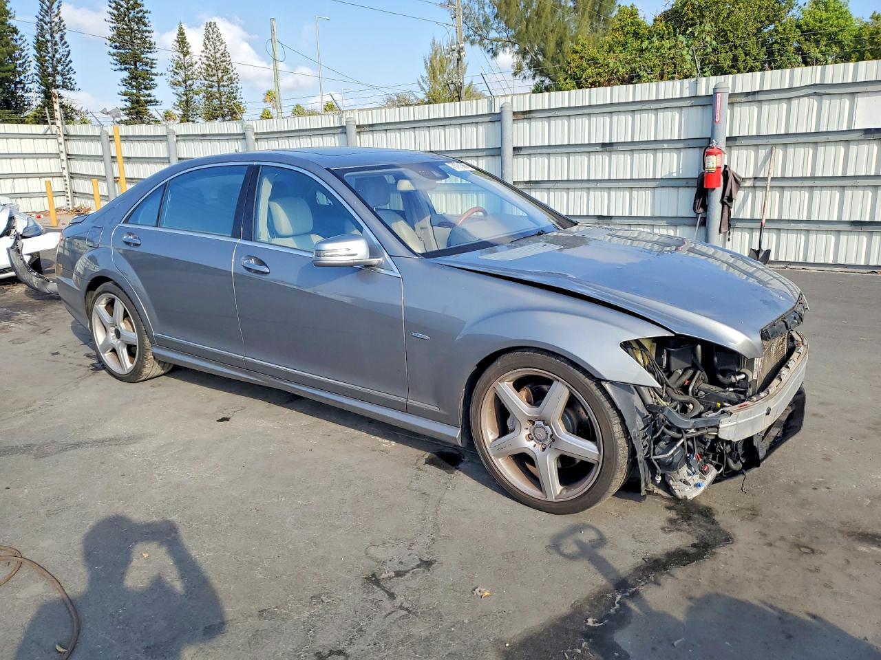 2012 Mercedes-Benz S 550 - Image 4