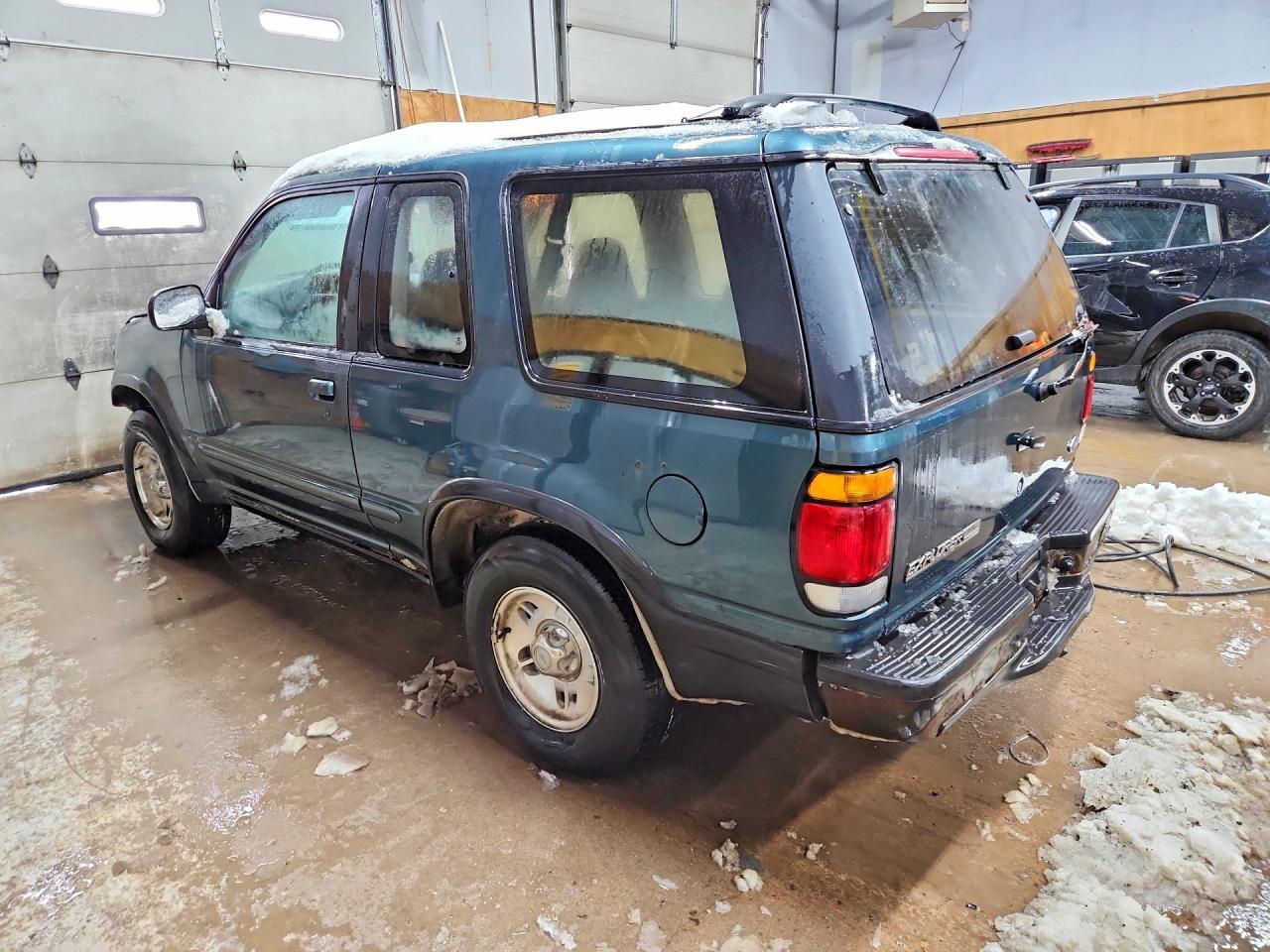 1996 Ford Explorer - Фото 2